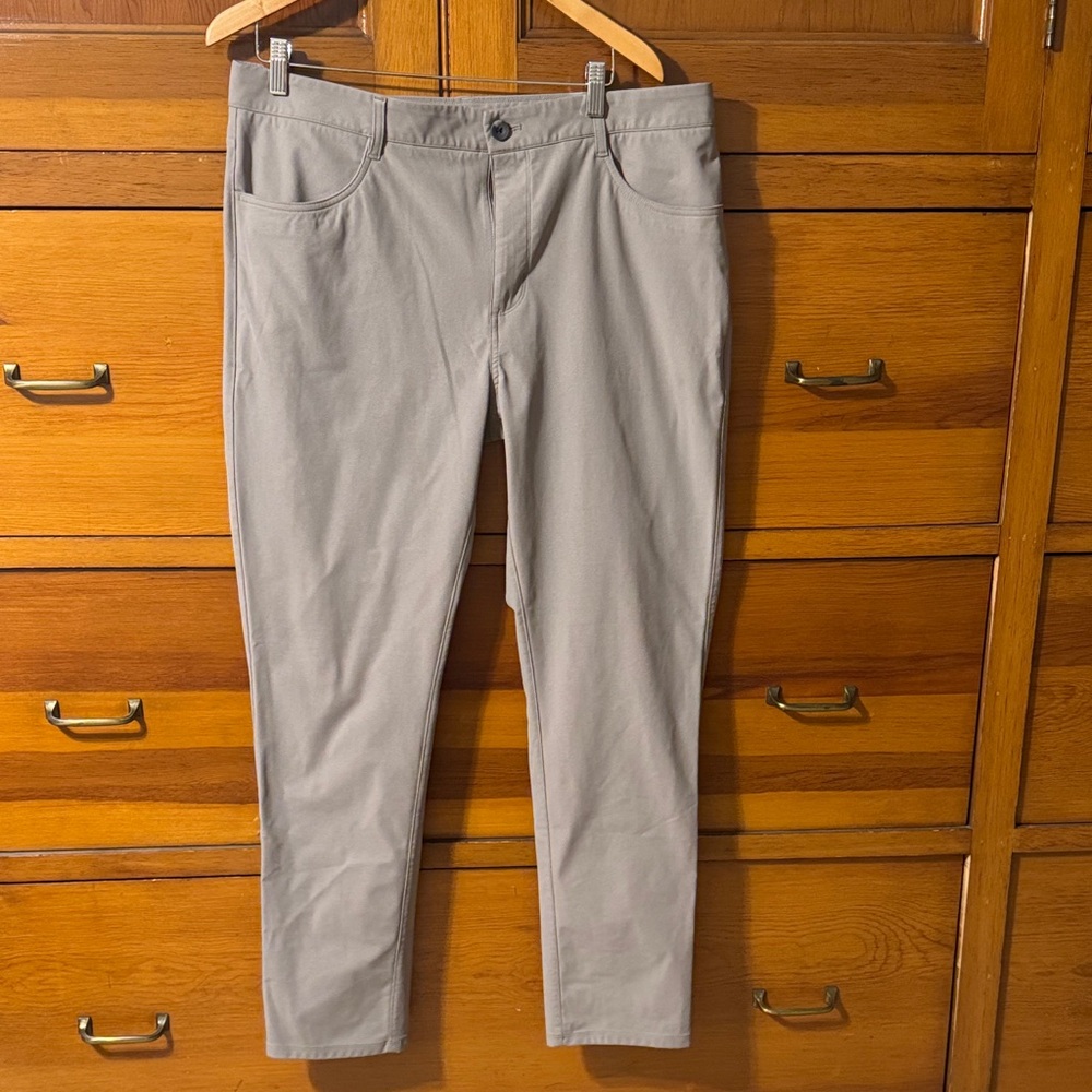 Vuori Men's Khaki Chinos. Meta Pants, Athletic Slim Fit. 36” Waist, 30” Length.